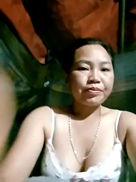 Snapshot of bany-xx chatting on 09/11/25, 10:43 bany-xx online show from 09/11/25, 10:43