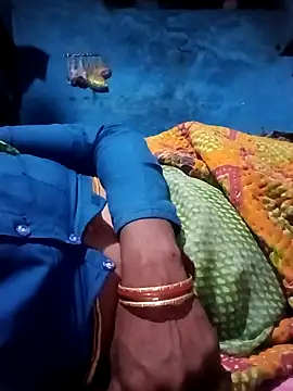 Radha8080 online show from 10/05/25, 08:07