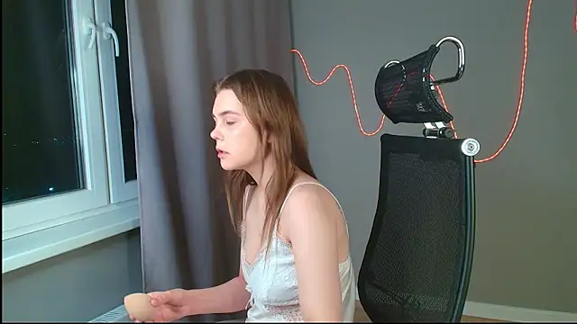 Snapshot of LeksaLove chatting on 02/25/26, 08:29 LeksaLove online show from 02/25/26, 08:29