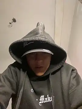 Jrivera22 online show from 12/22/25, 05:37