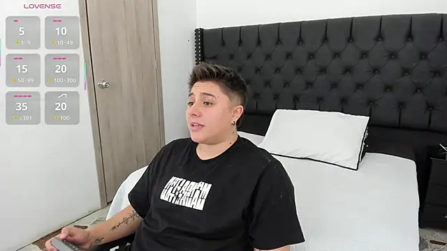 IanGilbert online show from 11/24/25, 07:57