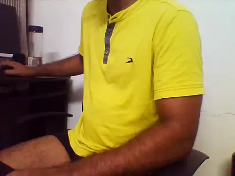 Snapshot of Honeyxoxx chatting on 09/26/25, 04:55 Honeyxoxx online show from 09/26/25, 04:55