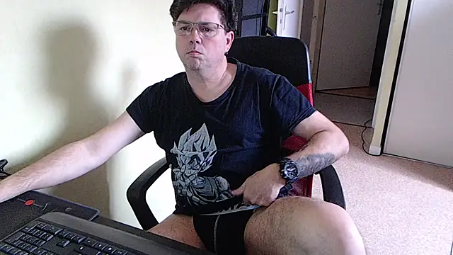 blueandwhite1 online show from 02/20/26, 03:45