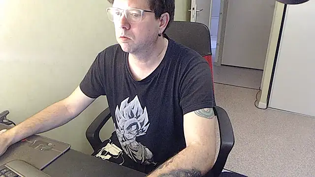 blueandwhite1 online show from 03/11/26, 07:47