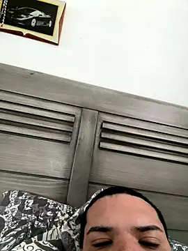 YadielPublic online show from 09/20/25, 04:41