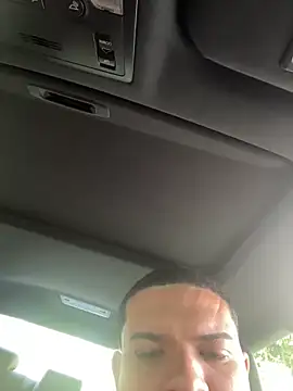 YadielPublic online show from 11/15/25, 04:36