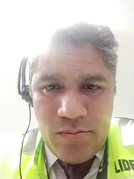 Snapshot of danigarci2307 chatting on 10/25/25, 01:24 danigarci2307 online show from 10/25/25, 01:24