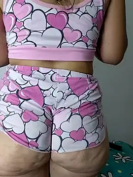 Snapshot of isabella_lovem chatting on 06/28/26, 11:44 isabella lovem online show from 06/28/26, 11:44