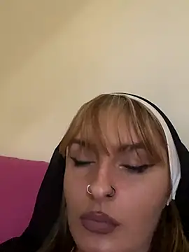 Snapshot of Sexy_Bulgarian_woman chatting on 10/29/25, 10:39 Sexy Bulgarian woman online show from 10/29/25, 10:39