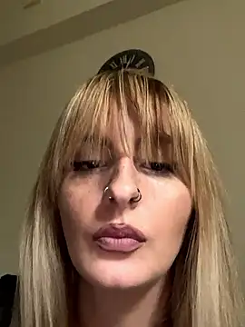 Sexy Bulgarian woman online show from 11/04/25, 10:03