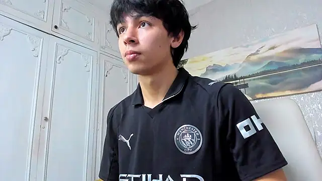 Tyler durten online show from 12/02/25, 03:23