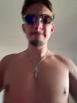 AndrewAndrew997 online show from 09/28/25, 07:47