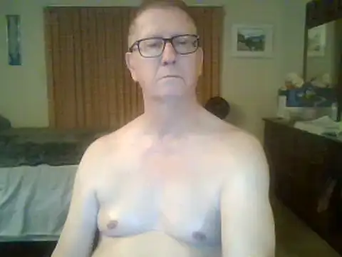 Snapshot of camminmichaellll chatting on 01/07/25, 06:05 camminmichaellll online show from 01/07/25, 06:05