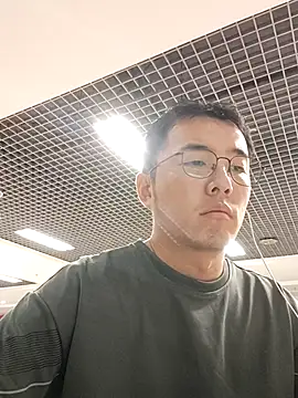 Snapshot of nnnnnan9527 chatting on 09/26/25, 02:37 nnnnnan9527 online show from 09/26/25, 02:37