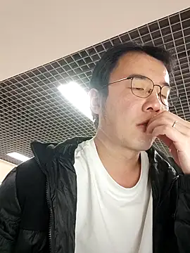 Snapshot of nnnnnan9527 chatting on 12/01/25, 07:35 nnnnnan9527 online show from 12/01/25, 07:35