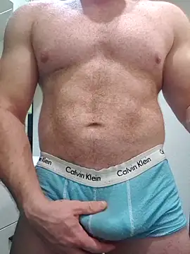 AlphaGymMale online show from 10/30/25, 03:46