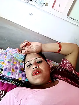 Snapshot of Sexi_savitri chatting on 09/17/25, 07:32 Sexi savitri online show from 09/17/25, 07:32