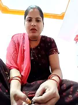 Snapshot of Sexi_savitri chatting on 10/10/25, 06:56 Sexi savitri online show from 10/10/25, 06:56