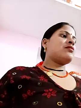 Snapshot of Sexi_savitri chatting on 10/25/25, 02:35 Sexi savitri online show from 10/25/25, 02:35
