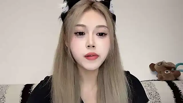 XingKongCOCO-107 online show from 10/05/25, 11:30