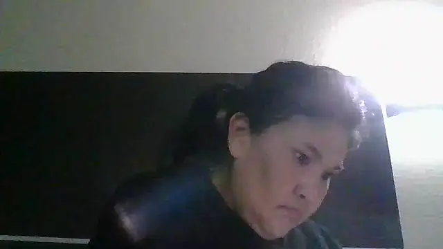 alaskanrose online show from 10/31/25, 10:55