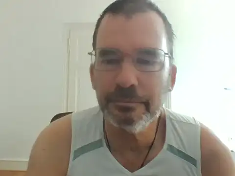 Snapshot of stallionrider88 chatting on 07/04/26, 12:11 stallionrider88 online show from 07/04/26, 12:11