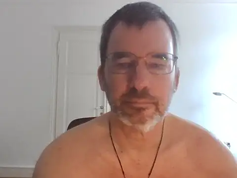 Snapshot of stallionrider88 chatting on 07/19/26, 11:47 stallionrider88 online show from 07/19/26, 11:47