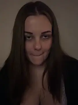 Snapshot of ItsLxsa chatting on 09/08/25, 10:20 ItsLxsa online show from 09/08/25, 10:20