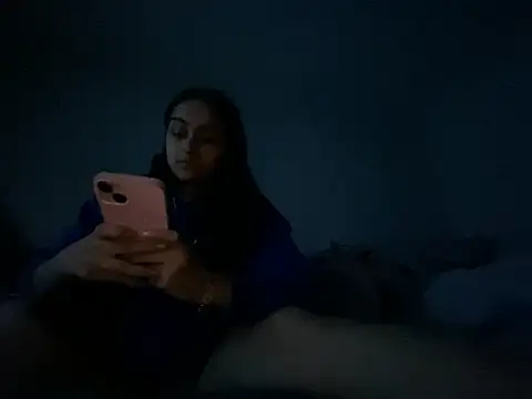 Lovingirl69 online show from 12/20/25, 07:48