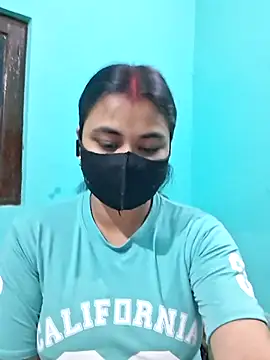 Snapshot of DivyaBhabhi69@xh chatting on 05/30/26, 05:21 DivyaBhabhi69xh online show from 05/30/26, 05:21