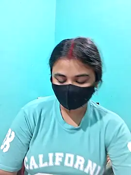 Snapshot of DivyaBhabhi69@xh chatting on 06/04/26, 05:08 DivyaBhabhi69xh online show from 06/04/26, 05:08