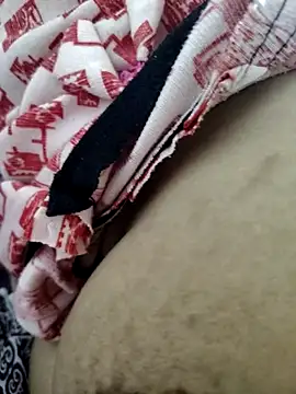 Hot pooja55 online show from 04/16/26, 06:14