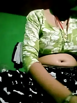 Hot tin74 online show from 04/27/26, 06:28