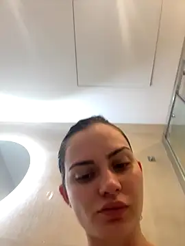 prettylittlefooxy online show from 11/17/25, 09:26