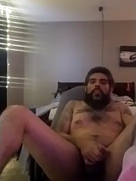 hornylatino702 online show from 02/26/26, 08:30