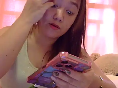 Lovelyclaya online show from 12/21/25, 01:02