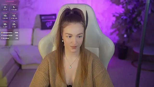 Ella 054 online show from 11/17/25, 03:40