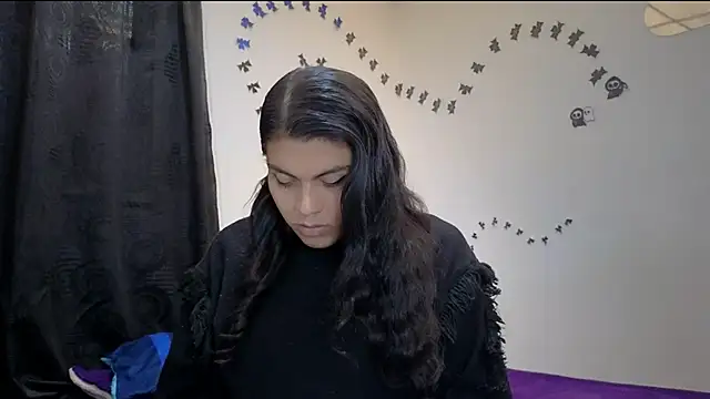 Ariana rodriguez 0 online show from 12/18/25, 12:22