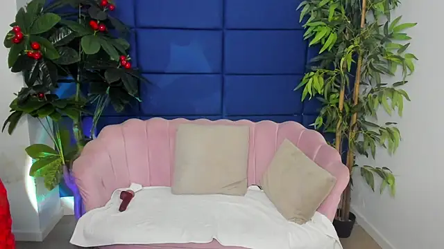 KamaFeels online show from 11/22/25, 04:55