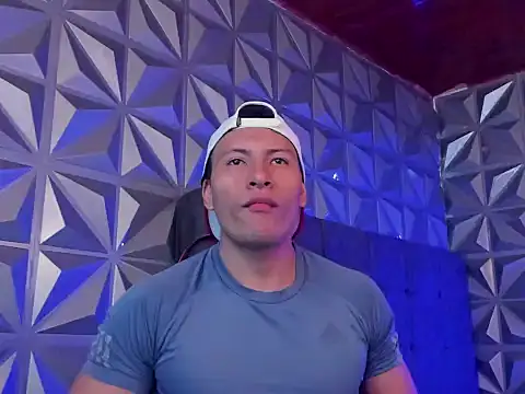 Snapshot of Arthur_Masson chatting on 02/08/26, 09:07 Arthur Masson online show from 02/08/26, 09:07