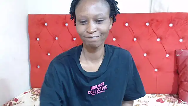 Snapshot of SexyBootie chatting on 10/09/25, 07:06 SexyBootie online show from 10/09/25, 07:06