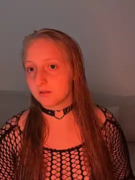 Snapshot of young_hailey chatting on 09/10/25, 07:08 young hailey online show from 09/10/25, 07:08