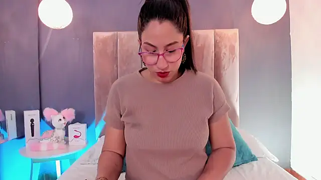 Karoline21 online show from 09/16/25, 12:17
