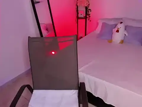 Snapshot of selene_boyer chatting on 09/29/25, 03:28 selene boyer online show from 09/29/25, 03:28