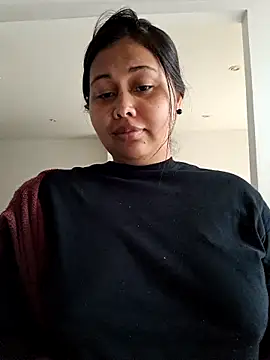 Alessandraa- online show from 10/26/25, 09:21