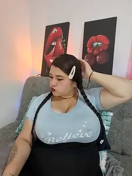 SafiroFer online show from 10/30/25, 09:04