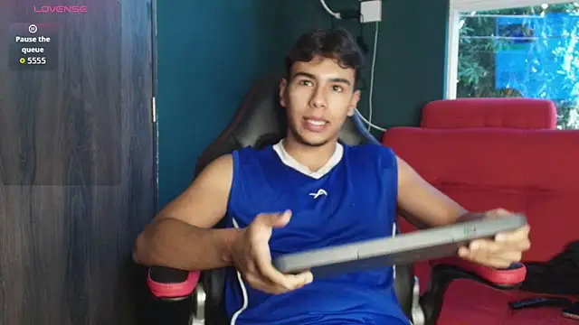 CHR58  online show from 10/31/25, 07:48