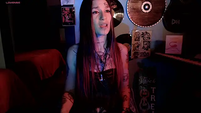 lilithword online show from 12/20/25, 01:12