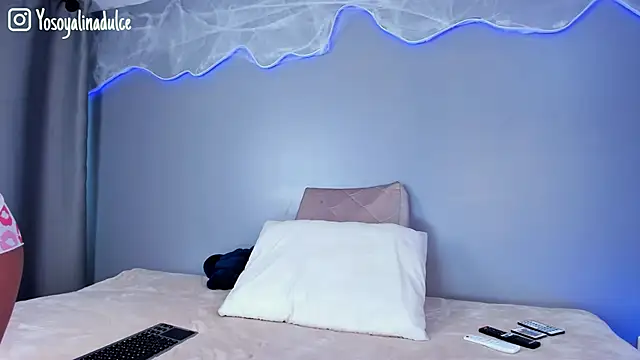 AlinaSweett  online show from 10/28/25, 02:20