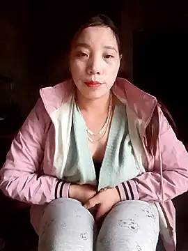 Snapshot of Phuong_xxx chatting on 01/08/26, 01:08 Phuong xxx online show from 01/08/26, 01:08